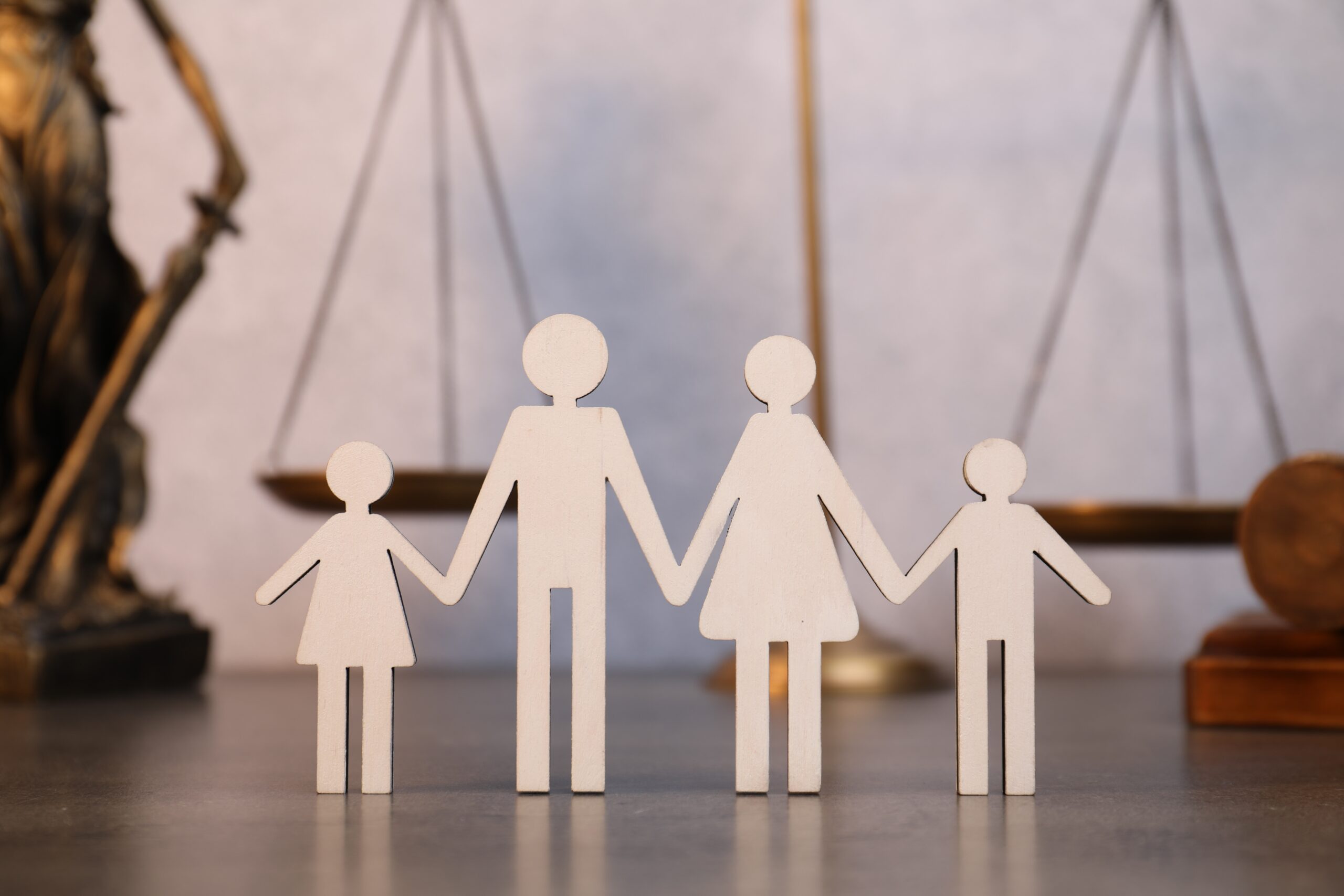 Managing Advisors in a High-Asset Florida Divorce Without Losing Control